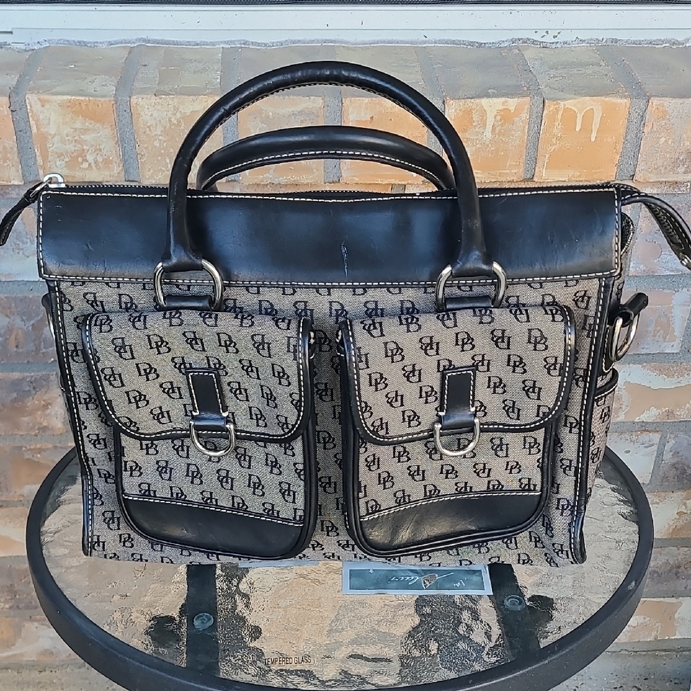 DOONEY & BOURKE Vintage Double Pocket Tote